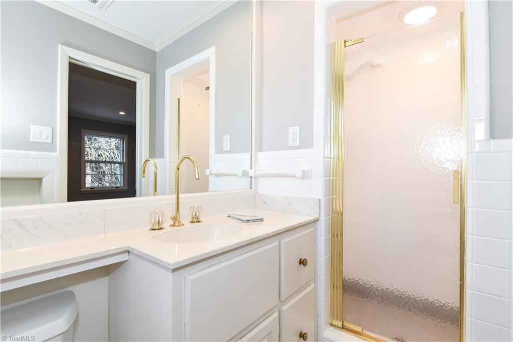 1906 Huntington Road Greensboro, NC 27408 - Photo 26 of 50 Gallery Image 26
