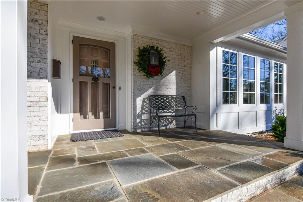 1906 Huntington Road Greensboro, NC 27408 - Photo 4 of 50 Gallery Image 4