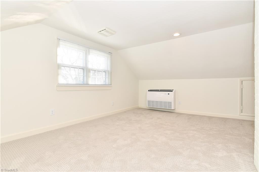 1906 Huntington Road Greensboro, NC 27408 - Photo 37 of 50 Gallery Image 37