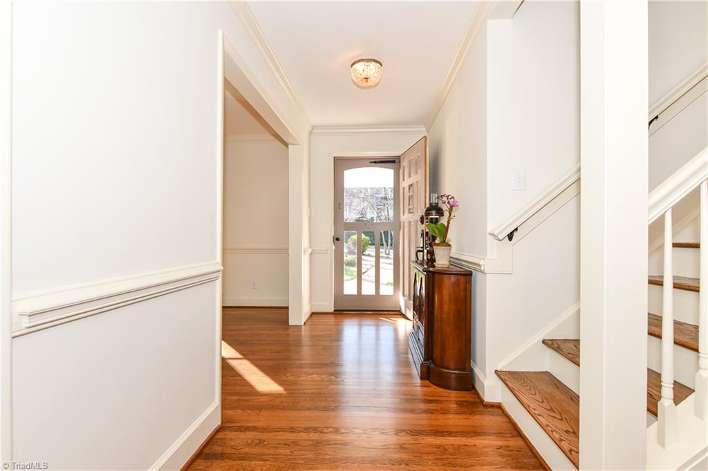1906 Huntington Road Greensboro, NC 27408 - Photo 5 of 50 Gallery Image 5
