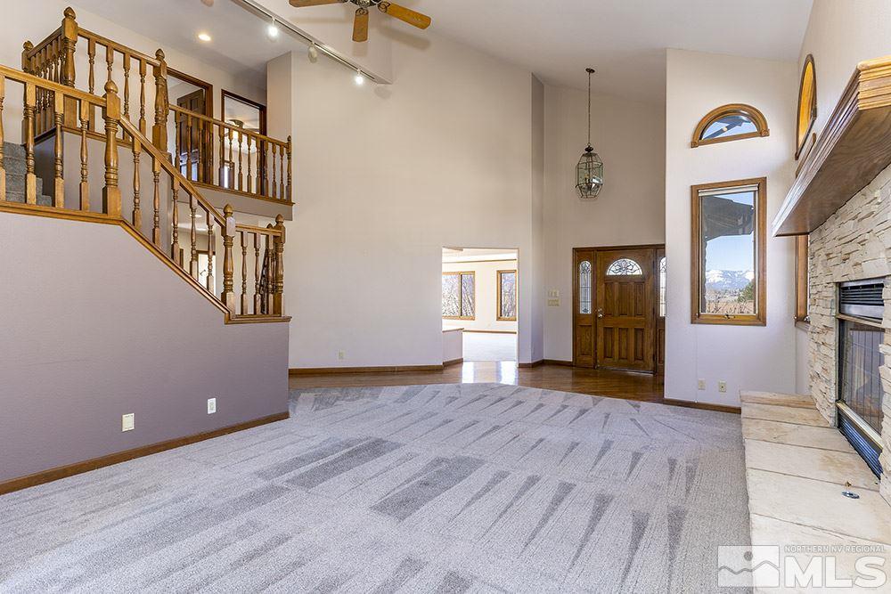 725 Arius Court Reno, NV 89512 - Photo 7 of 27