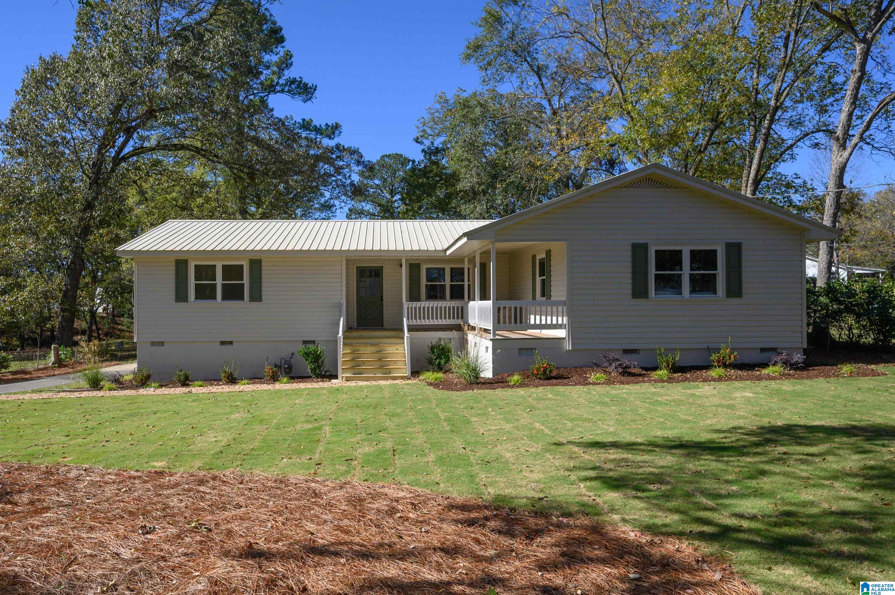 814 King Street Helena, AL 35080 - Photo 1 of 50