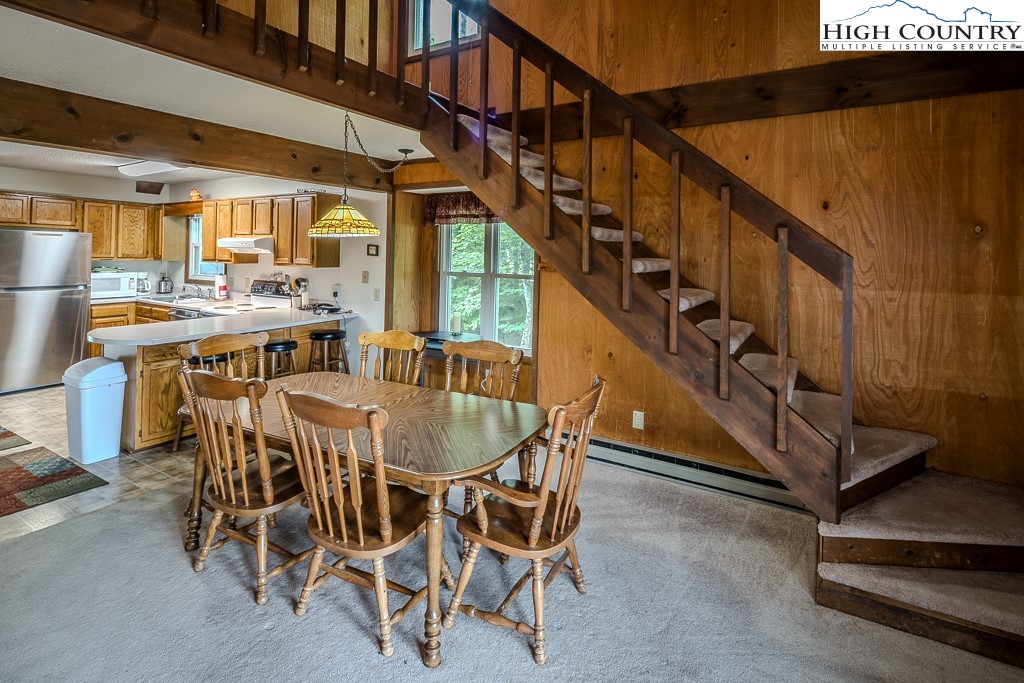 119 Slopeside Road Beech Mountain, NC 28604 - Photo 14 of 32 Gallery Image 14