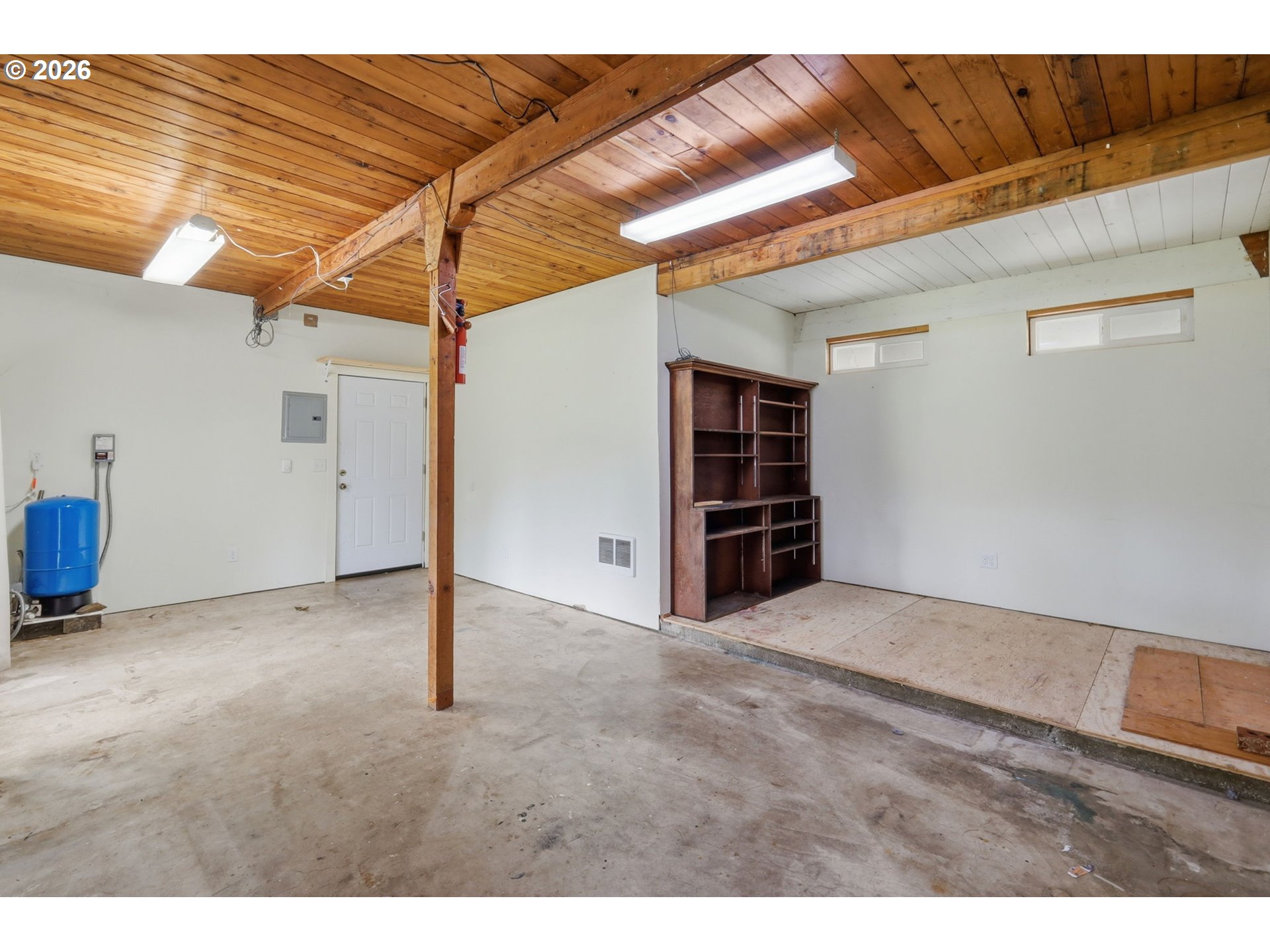 710 South 1st Street Cottage Grove, OR 97424 - Photo 27 of 46 a view of an empty room with closet
