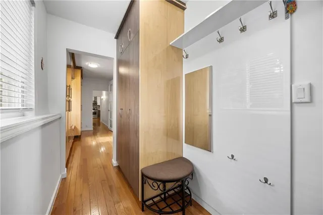 $999,000 | 3735 Oceanic Avenue | Seagate