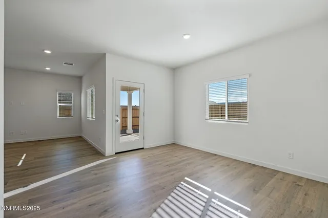 $2,600 | 4547 Mifflin Street, Fernley, NV 89408