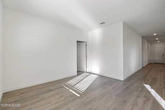 $2,600 | 4547 Mifflin Street, Fernley, NV 89408