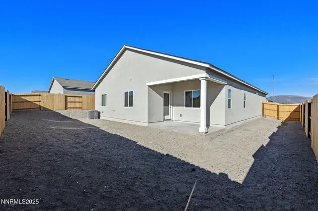 $2,600 | 4547 Mifflin Street, Fernley, NV 89408