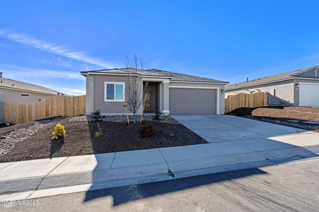 $2,600 | 4547 Mifflin Street, Fernley, NV 89408