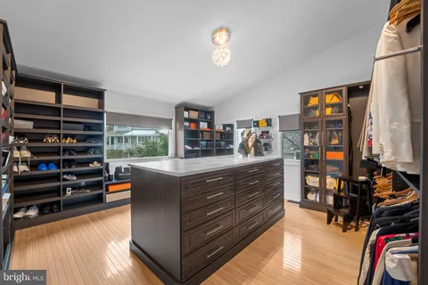 $1,800,000 | 3015 Oregon Knolls Drive Northwest, Washington, DC 20015