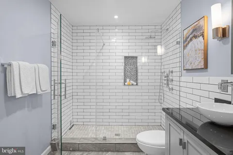 $1,800,000 | 3015 Oregon Knolls Drive Northwest, Washington, DC 20015