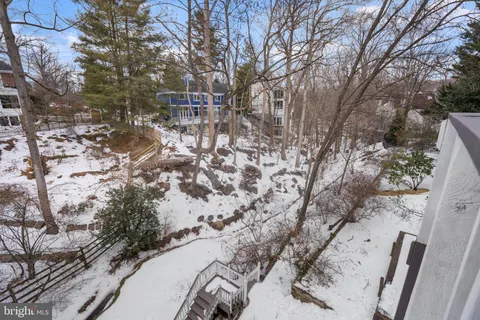 $1,800,000 | 3015 Oregon Knolls Drive Northwest, Washington, DC 20015