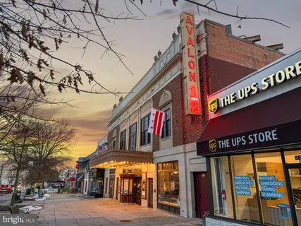 $1,800,000 | 3015 Oregon Knolls Drive Northwest, Washington, DC 20015