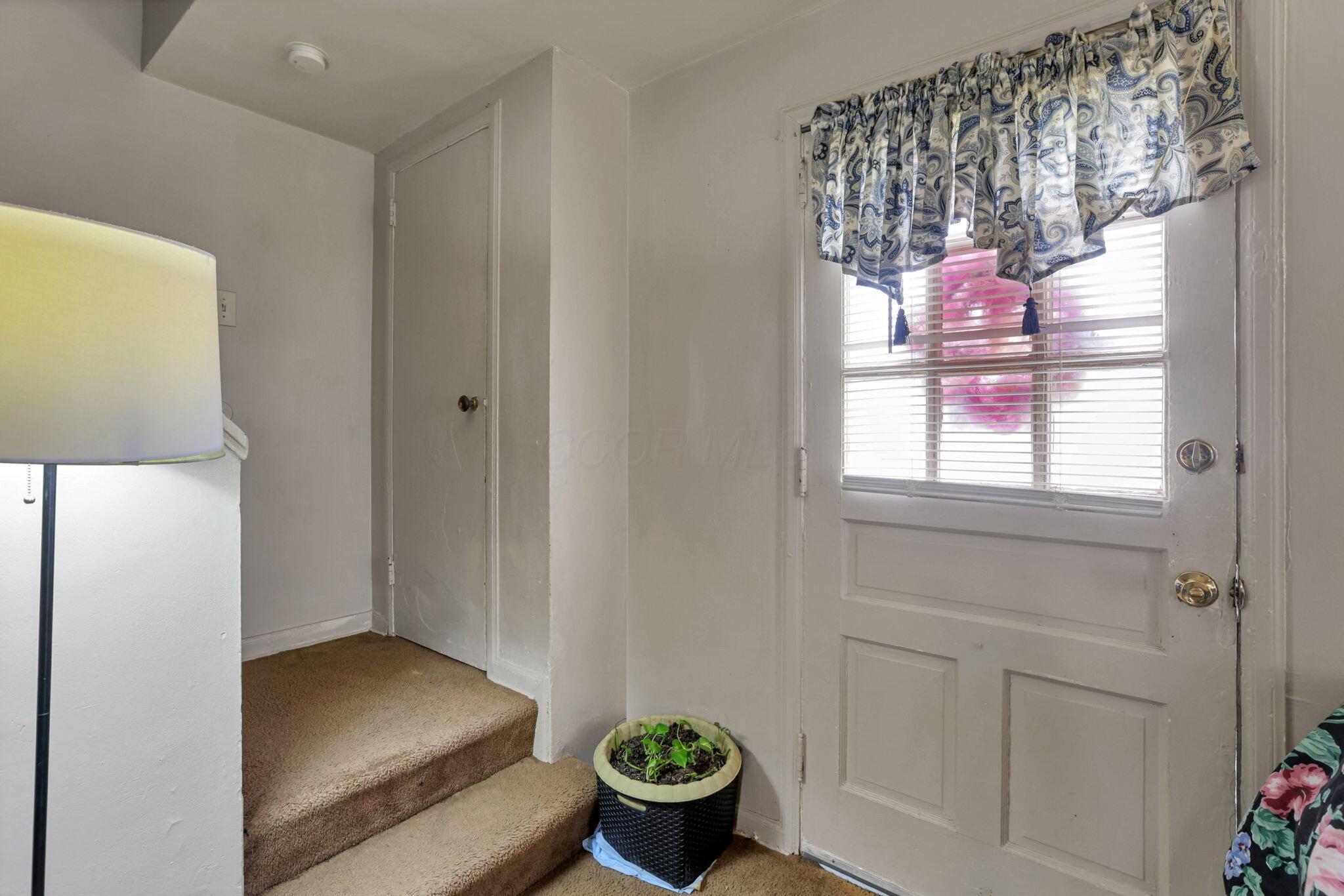 1013 South James Road Columbus, OH 43227 - Photo 22 of 42 22-web-or-mls-939A7142