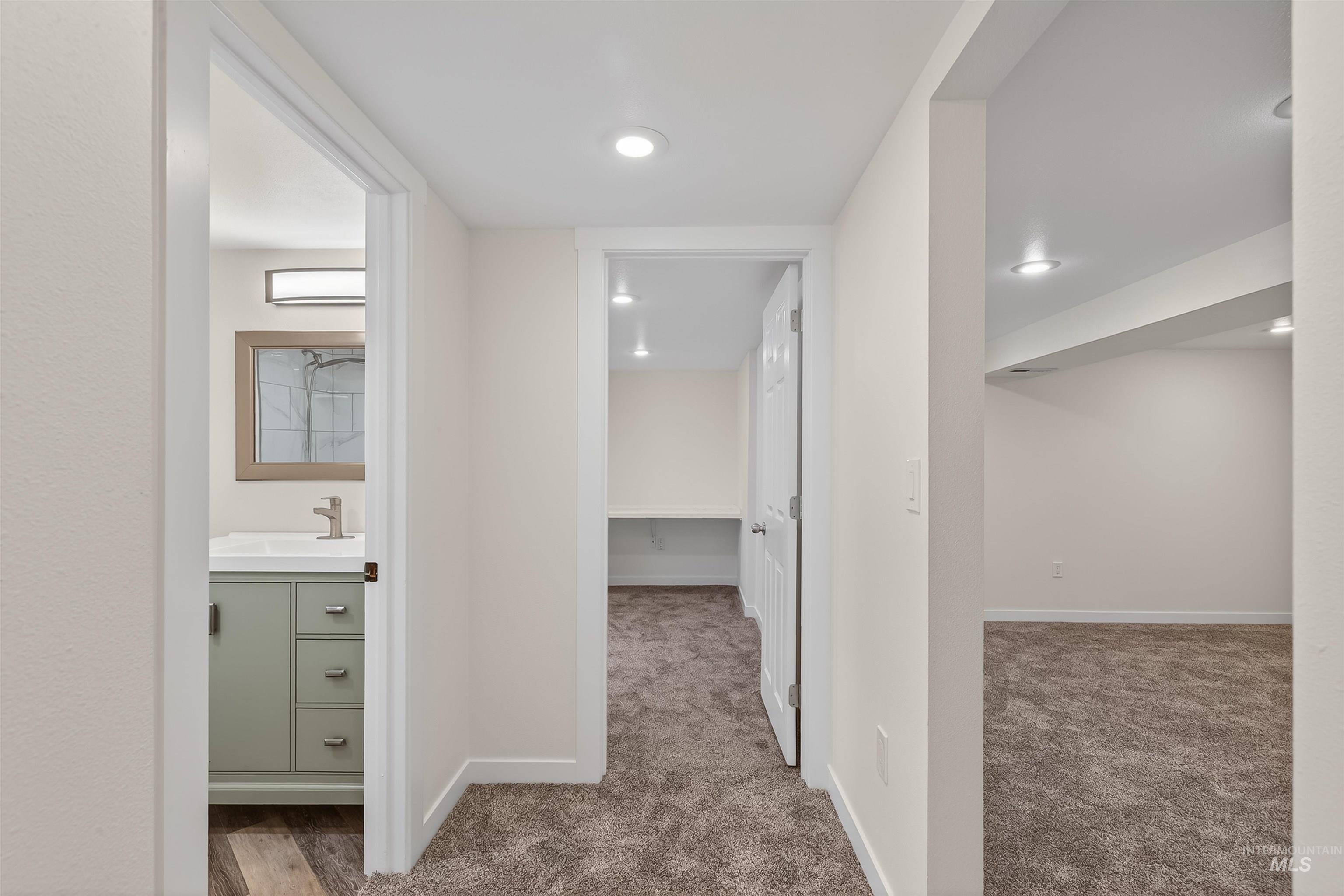 1519 17th Street Lewiston, ID 83501 - Photo 31 of 39 Hall with light carpet and recessed lighting