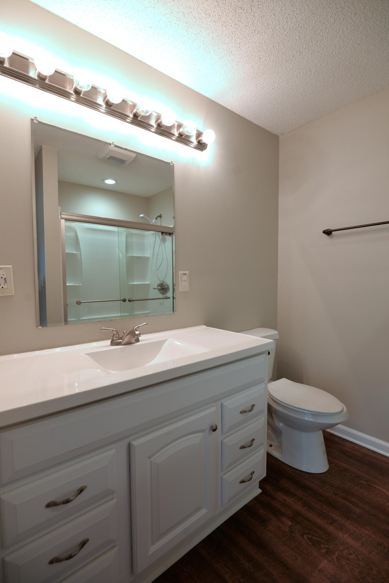 3584 Bennett Road Chattanooga, TN 37412 - Photo 16 of 30 Master bath
