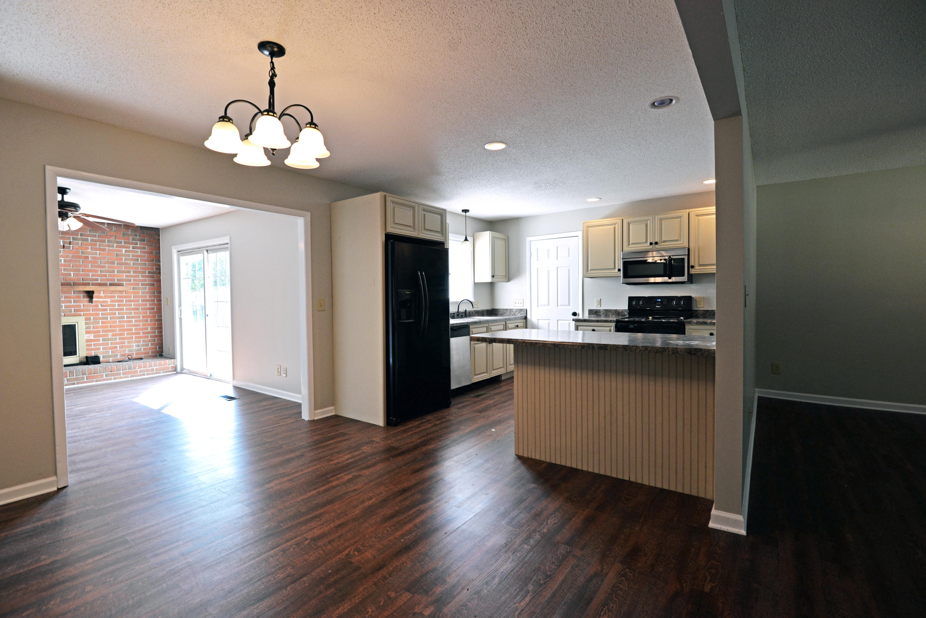 3584 Bennett Road Chattanooga, TN 37412 - Photo 6 of 30 Dining room and kitchen