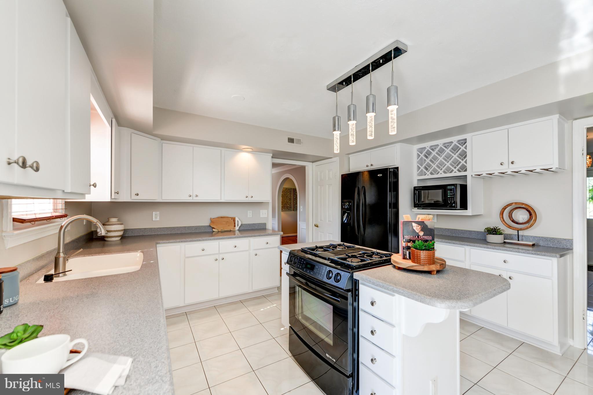 16305 Whitehaven Road Silver Spring, MD 20906 - Photo 8 of 29 Kitchen