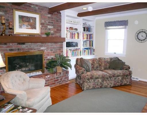 8389 Post Road Allison Park, PA 15101 - Photo 5 of 8 Den/Family/Great Room.