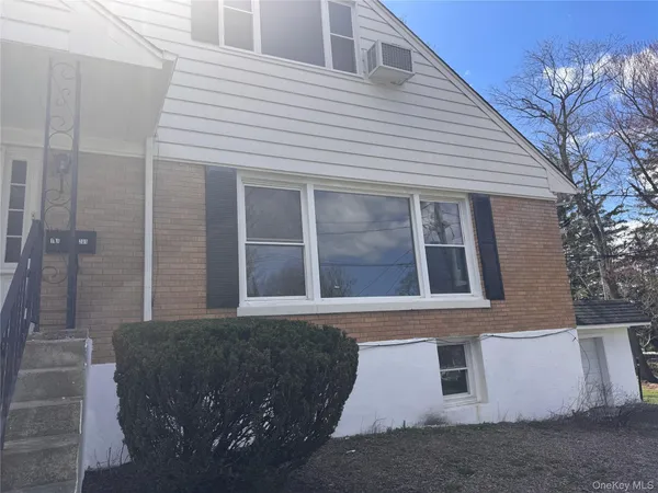 $4,300 | 116 Williams Avenue, Unit 101, Spring Valley, NY 10977