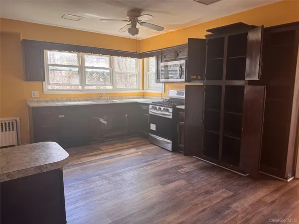 $4,300 | 116 Williams Avenue, Unit 101, Spring Valley, NY 10977