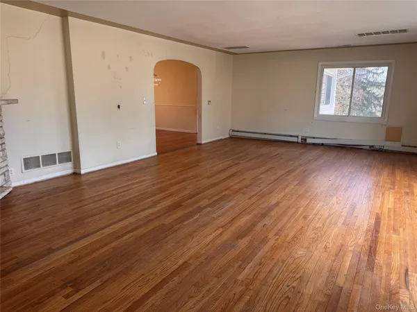 $4,300 | 116 Williams Avenue, Unit 101, Spring Valley, NY 10977