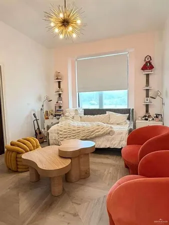 $6,500 | 2300 East Greenbriar Square, McAllen, TX 78503