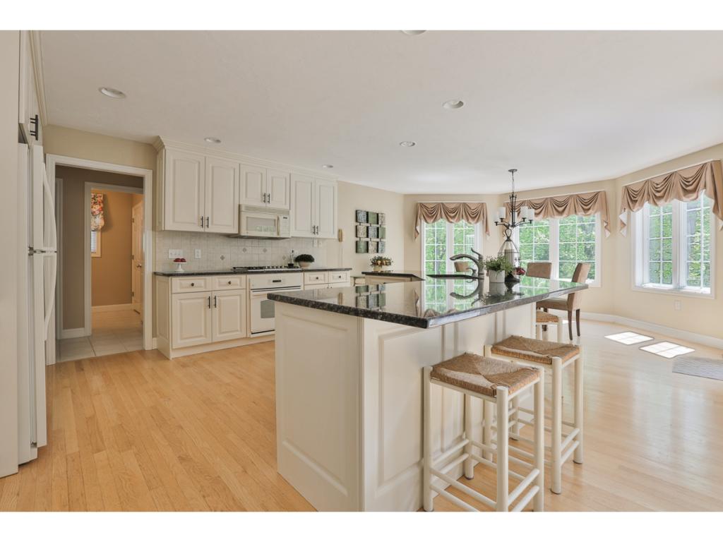 17 Sunny Meadow Road Atkinson, NH 03811 - Photo 15 of 36