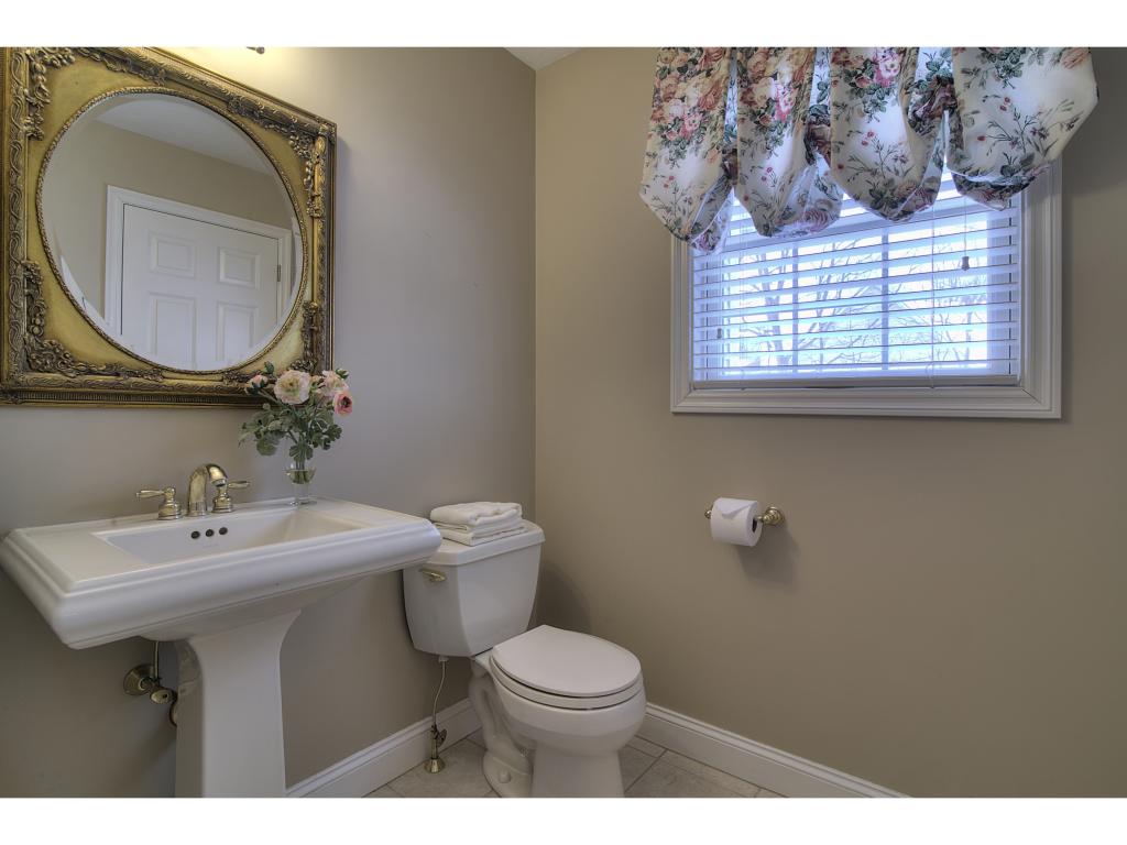 17 Sunny Meadow Road Atkinson, NH 03811 - Photo 21 of 36