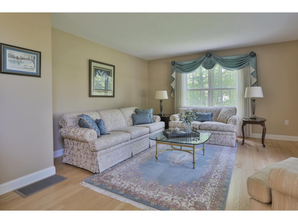 17 Sunny Meadow Road Atkinson, NH 03811 - Photo 8 of 36