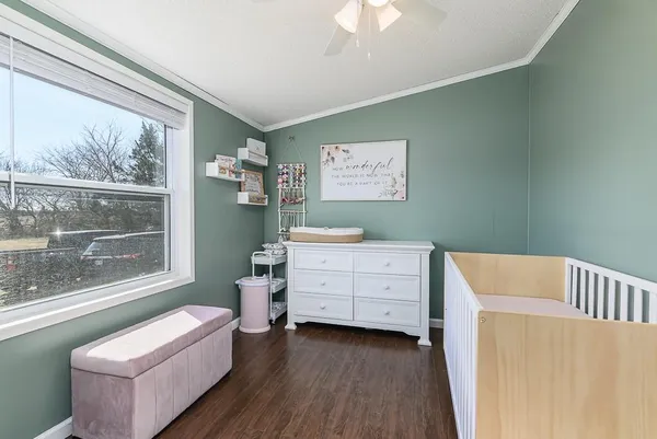 $389,950 | 39010 Lonestar Road, Fontana, KS 66026