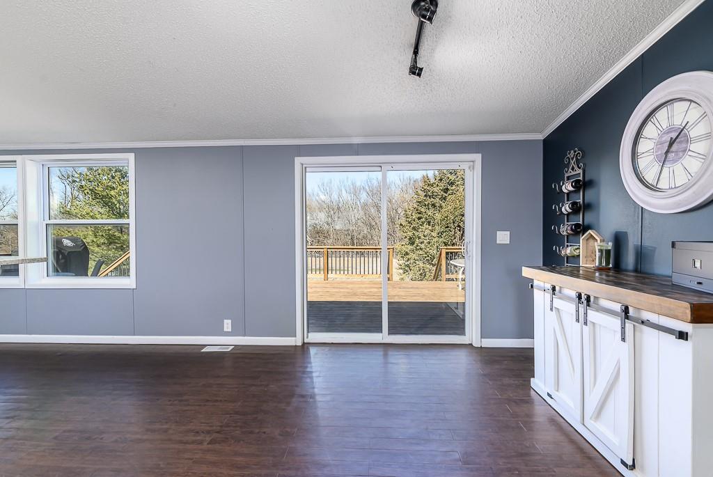 39010 Lonestar Road Fontana, KS 66026 - Photo 7 of 39