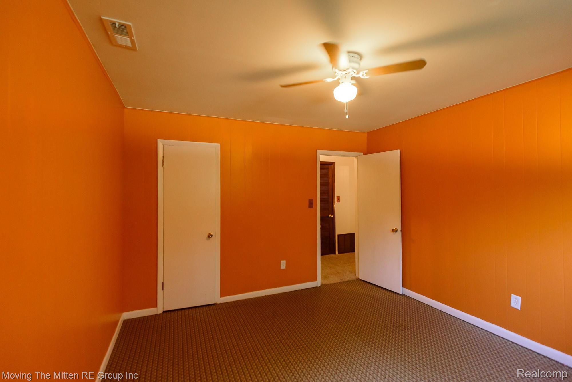 41834 Savage Road Belleville, MI 48111 - Photo 29 of 60 27.jpg