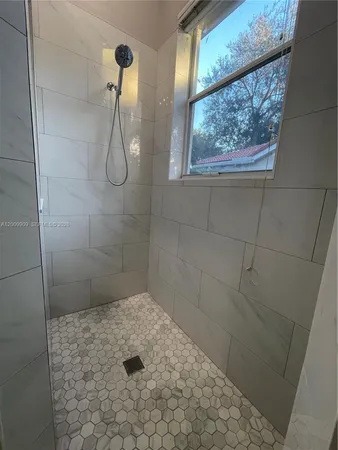 $4,500 | 5263 Southwest 34th Way, Hollywood, FL 33312