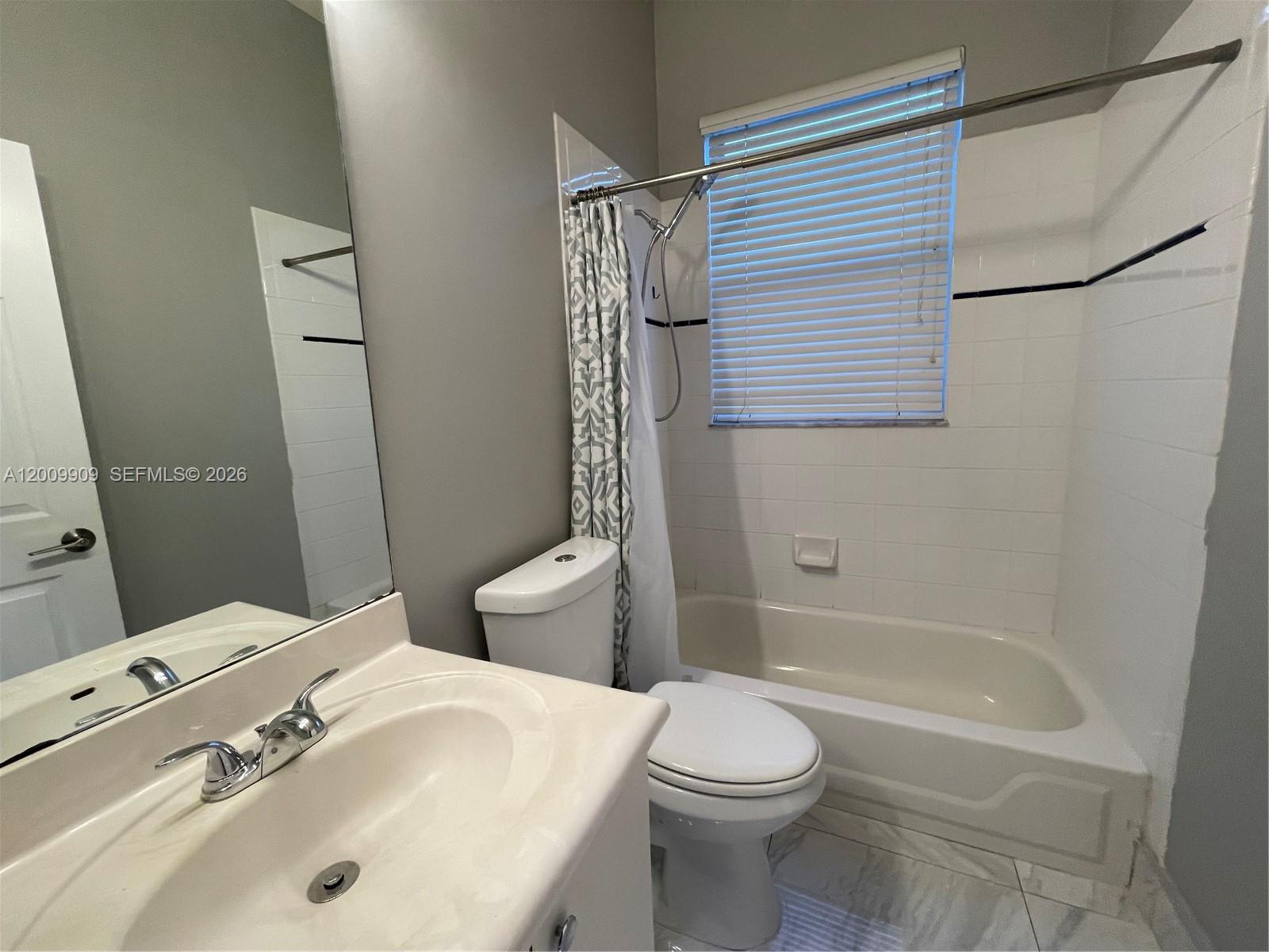 5263 Southwest 34th Way Hollywood, FL 33312 - Photo 17 of 32
