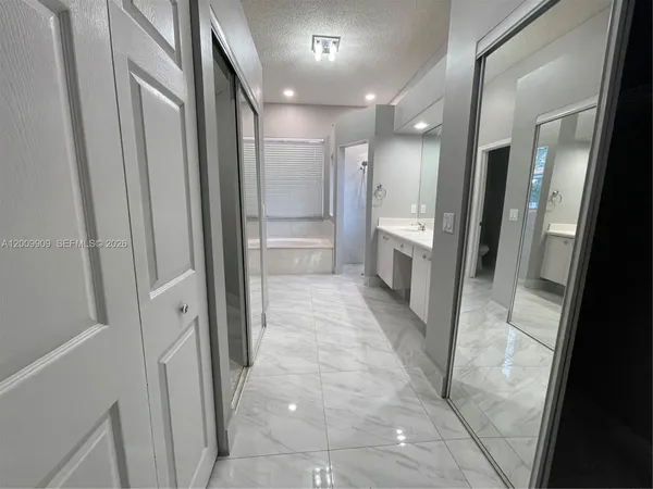 $4,500 | 5263 Southwest 34th Way, Hollywood, FL 33312