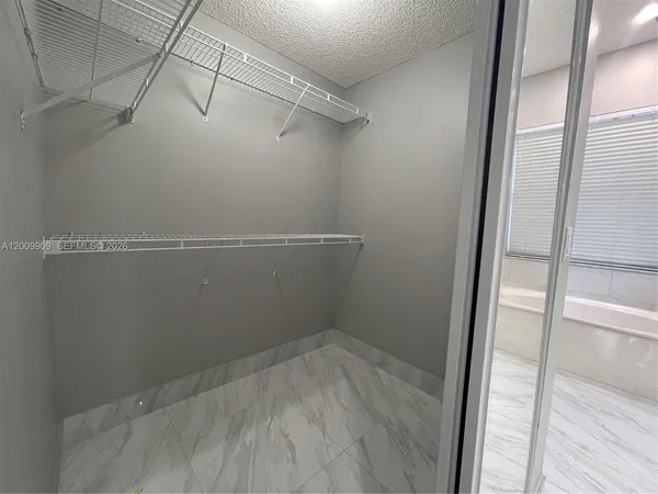 $4,500 | 5263 Southwest 34th Way, Hollywood, FL 33312
