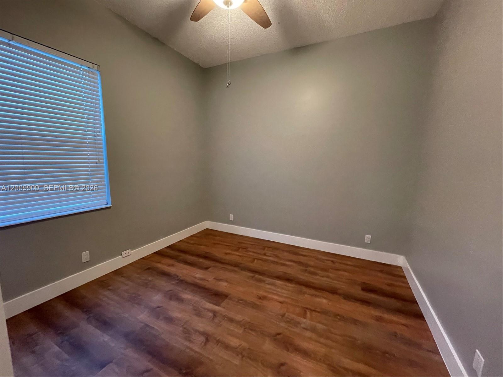 5263 Southwest 34th Way Hollywood, FL 33312 - Photo 24 of 32