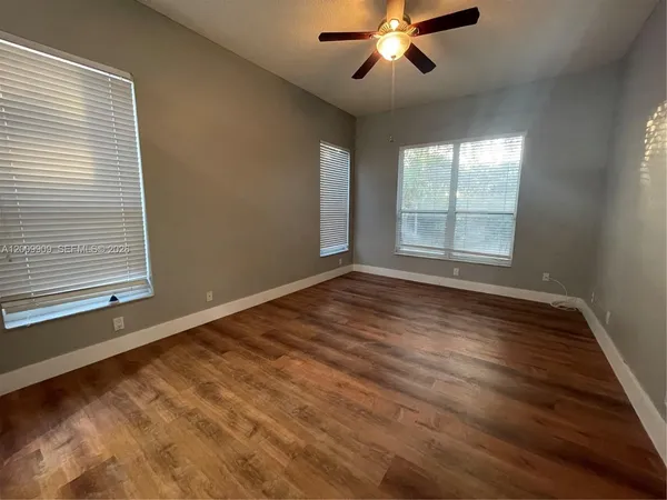 $4,500 | 5263 Southwest 34th Way, Hollywood, FL 33312