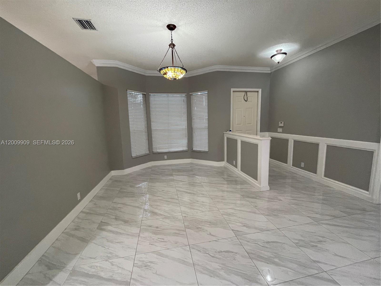 5263 Southwest 34th Way Hollywood, FL 33312 - Photo 8 of 32