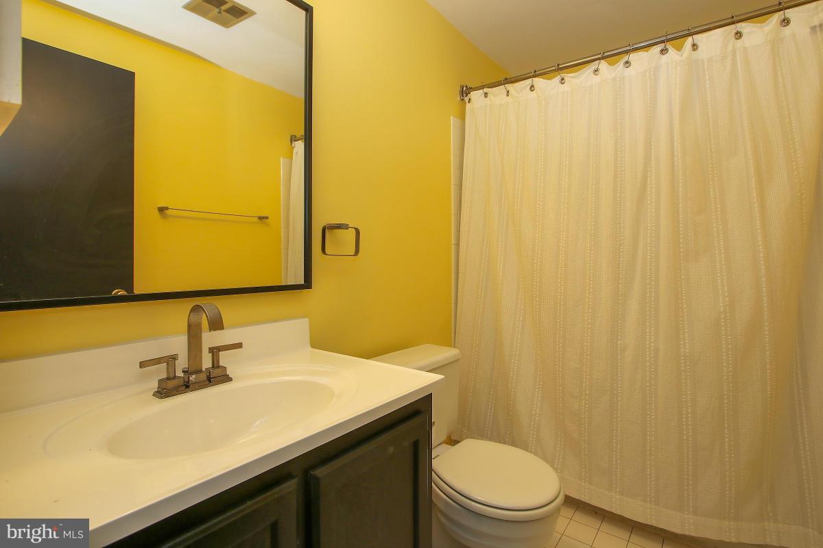 153 Finale Terrace Silver Spring, MD 20901 - Photo 26 of 27 Bath