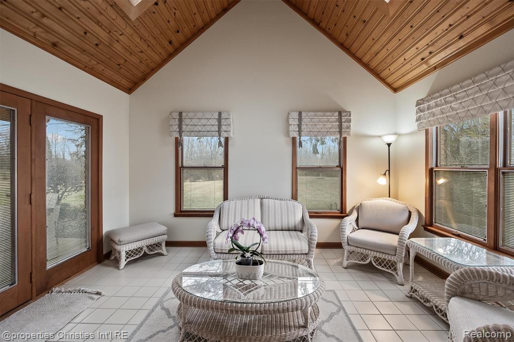 9150 Chubb Road Northville, MI 48167 - Photo 13 of 74 Gallery Image 13