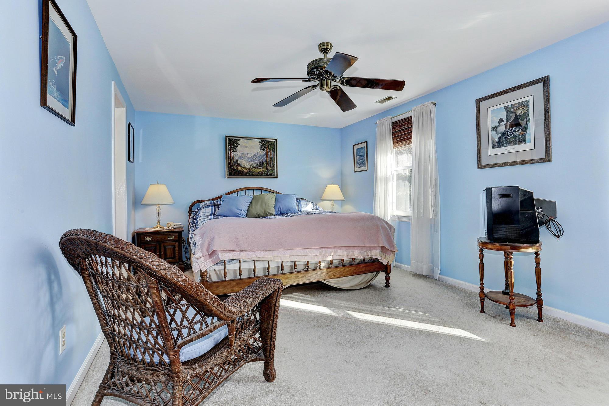 912 Watersville Road Mount Airy, MD 21771 - Photo 15 of 30 Master Bedroom