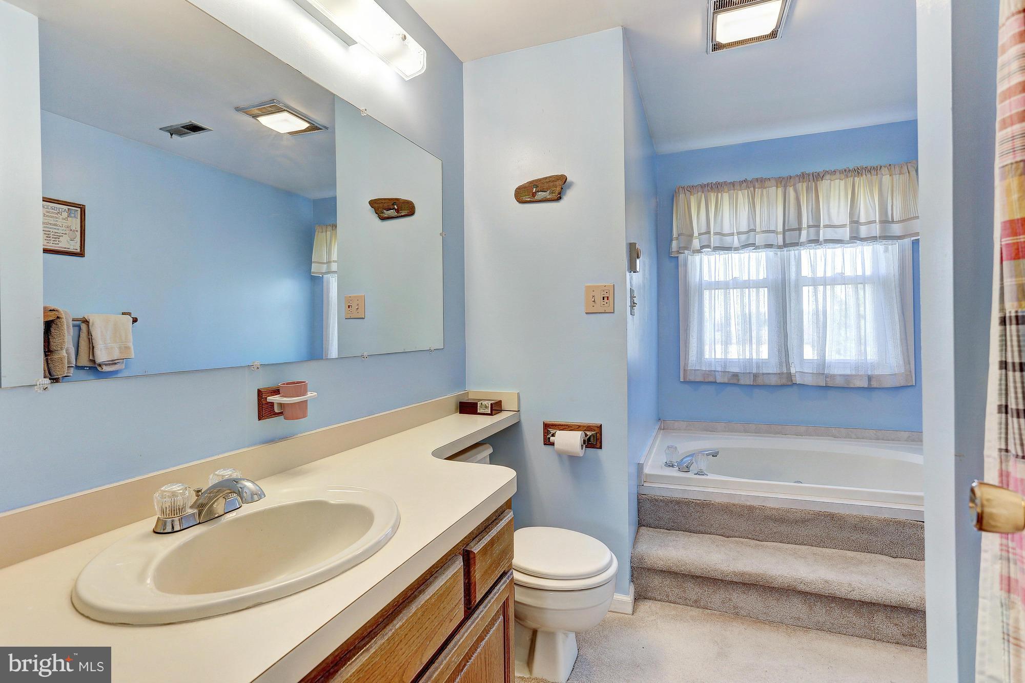 912 Watersville Road Mount Airy, MD 21771 - Photo 17 of 30 Master Bathroom