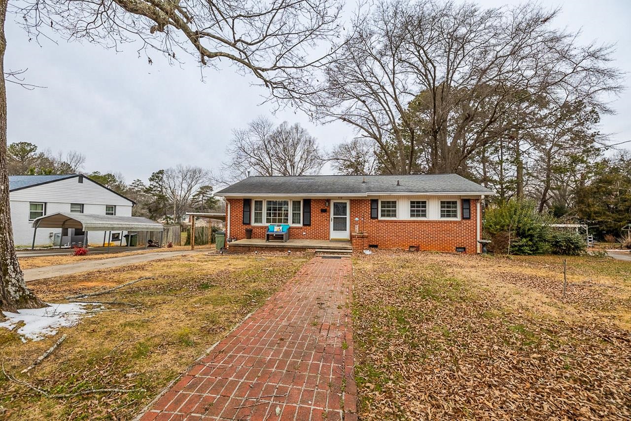 712 Lyman Street Gaffney, SC 29340 - Photo 3 of 28