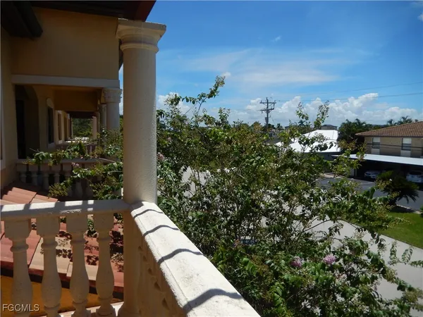 view of a outdoor space