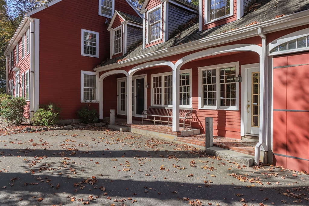 436 Main Street Groton, MA 01450 - Photo 2 of 39 front view of a house