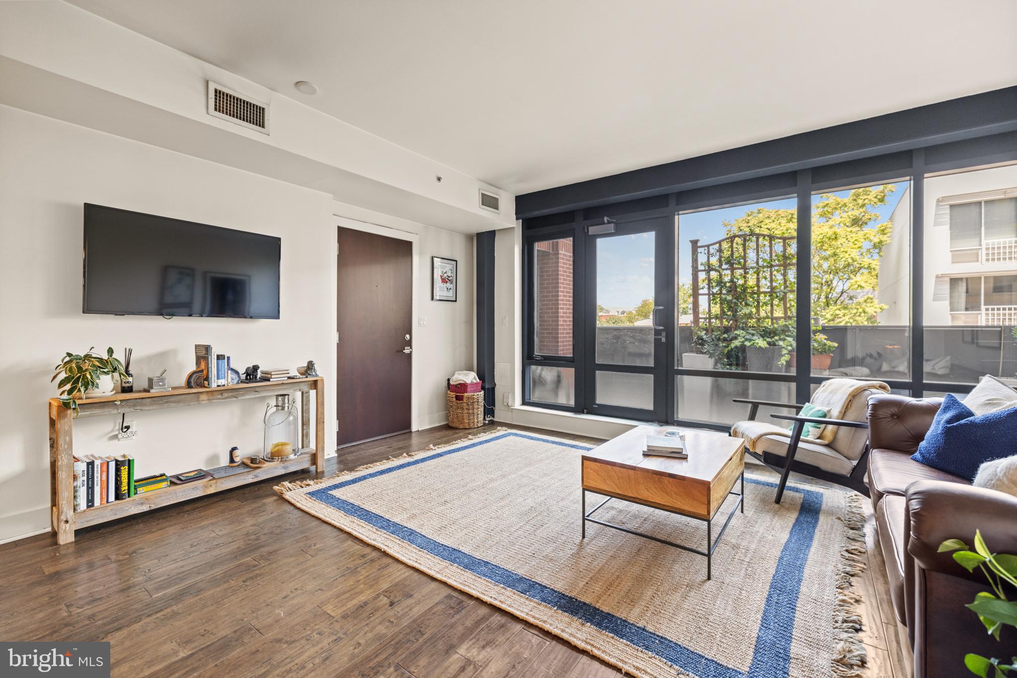 1450 Church Street Northwest, Unit 404 Washington, DC 20005 - Photo 3 of 19