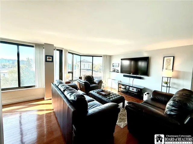 $259,900 | 849 Delaware Avenue, Unit 401, Buffalo, NY 14209