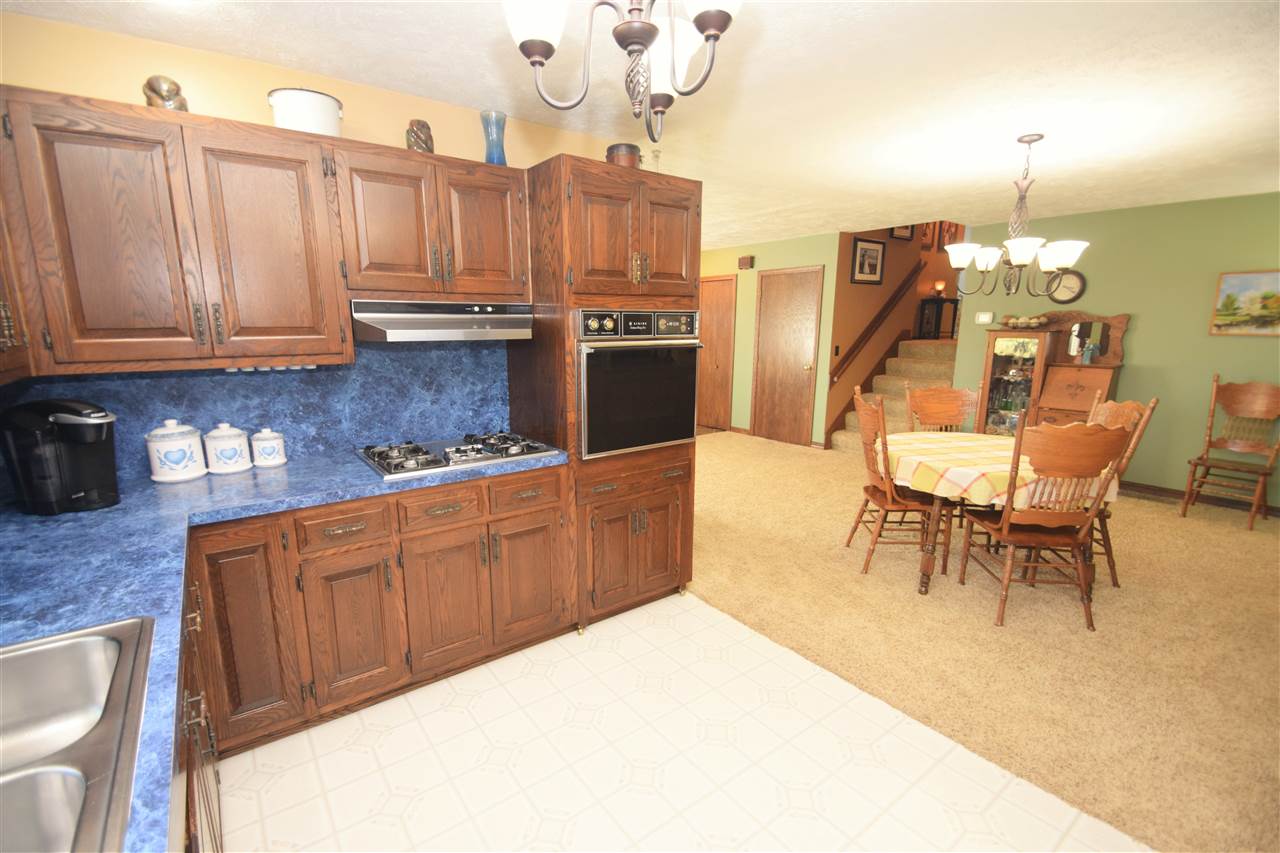 9518 West Hepton Road Nappanee, IN 46550 - Photo 23 of 34 Gallery Image 23